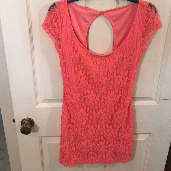 Coral lacy flower dress - Picture 1 of 2